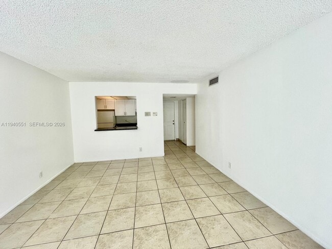 Foto del edificio - 17911 NW 68th Ave