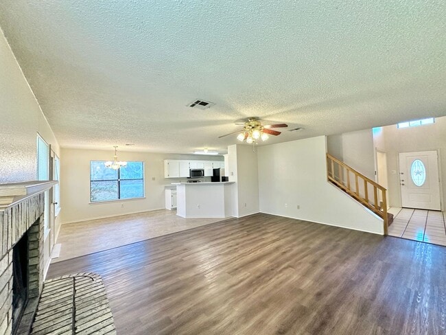 Building Photo - Price Drop!  Viewable Now!  Small Dogs Acc...