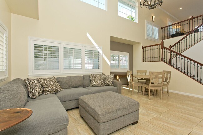 Foto del edificio - Wonderfully furnished rental - available i...