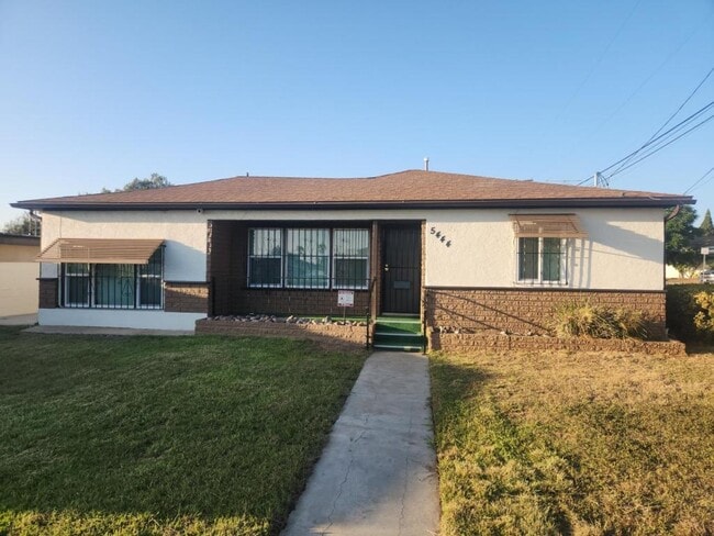Foto del edificio - 5444 Roswell St