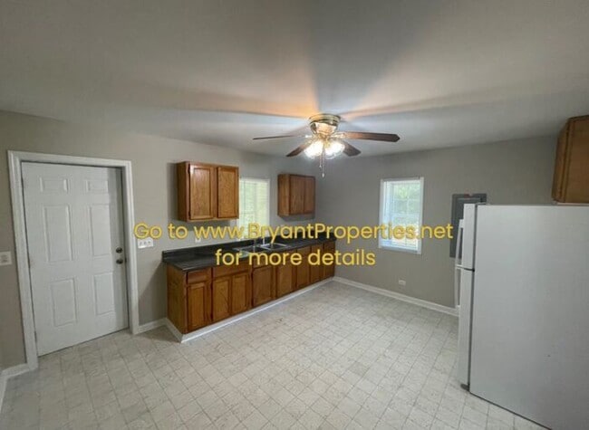 Building Photo - North Nashville - 37218 Area