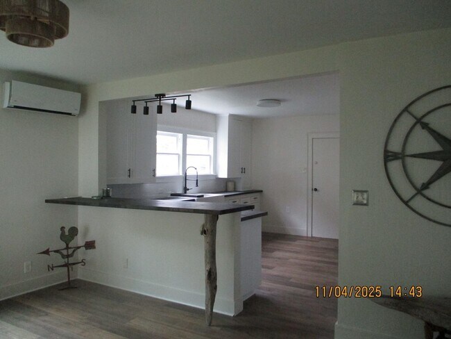 Foto del edificio - 2640 Queets Ave