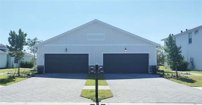 Building Photo - 1416 Haywagon Tr.