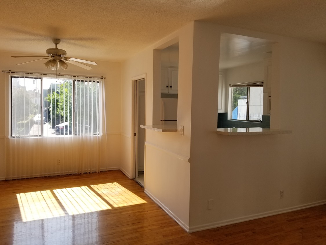 bar+dining room - 1509 Shenandoah St