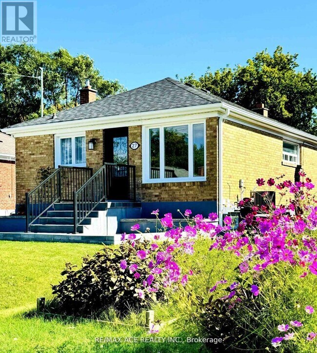 Photo du bâtiment - 27 Tansley Ave