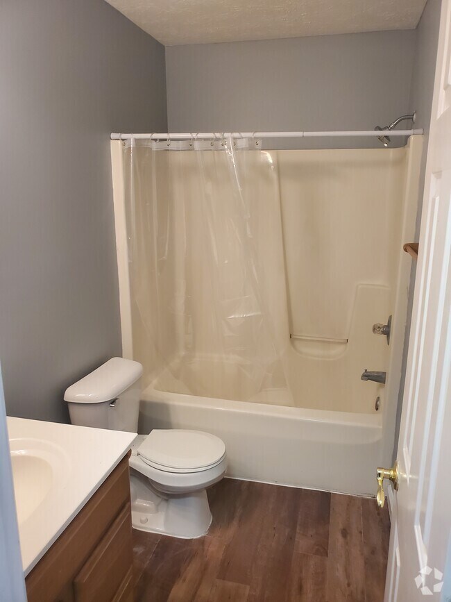 New Greenbriar Park Senior Living Apartments for Rent Anderson, IN