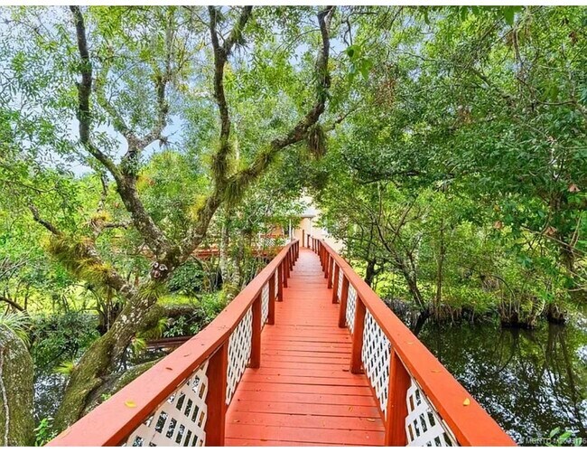 Building Photo - 3307 SW Bessey Creek Trl