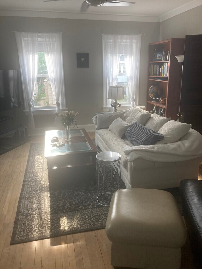 2416 N Dousman St Unit Upper Flat Near the Lake, Milwaukee, WI 53212