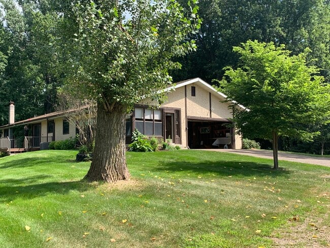 Building Photo - Garley Farm