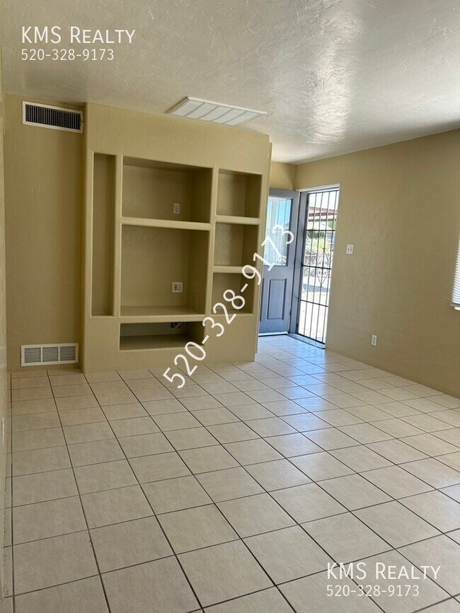 Foto del edificio - 2 Bed / 1 Bath Home - OWNER/AGENT