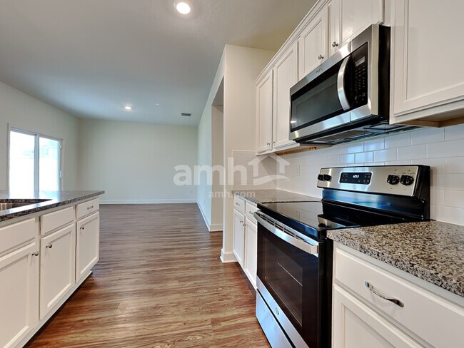 Building Photo - 11507 World Woods Court