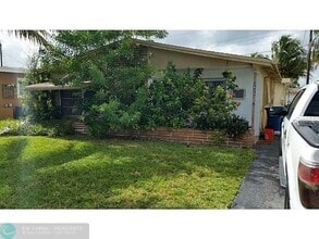 Building Photo - 2625 NW 68th Ave