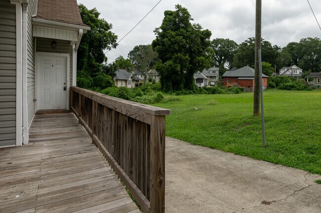 Foto del edificio - 1607 Ralph David Abernathy Blvd SW