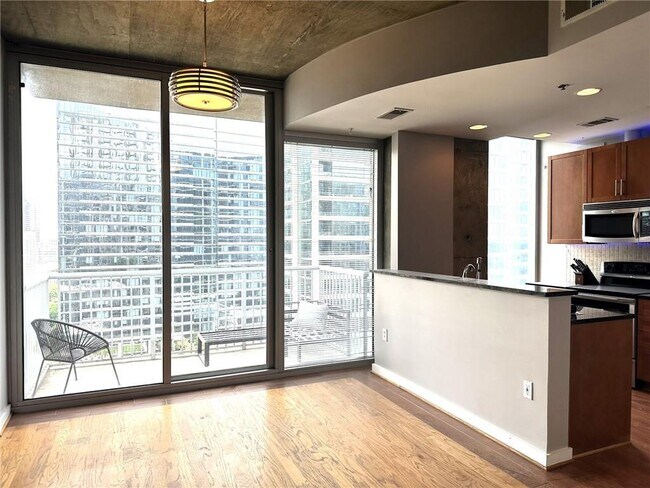 Foto del edificio - 855 Peachtree St NE