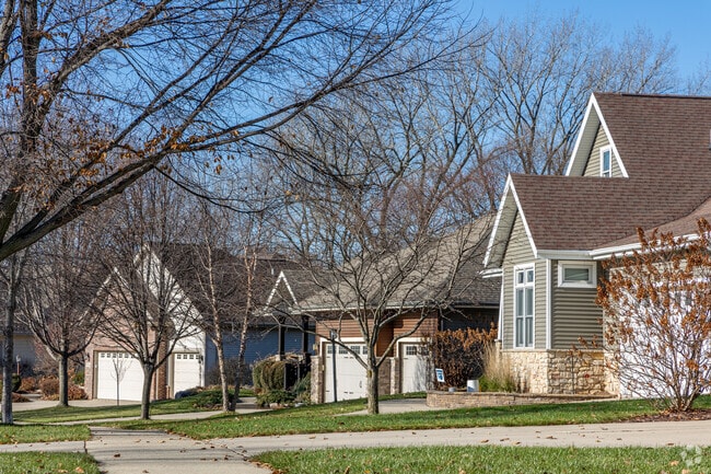 Picturesque streets lined with well-kept homes define Cottage Grove living.