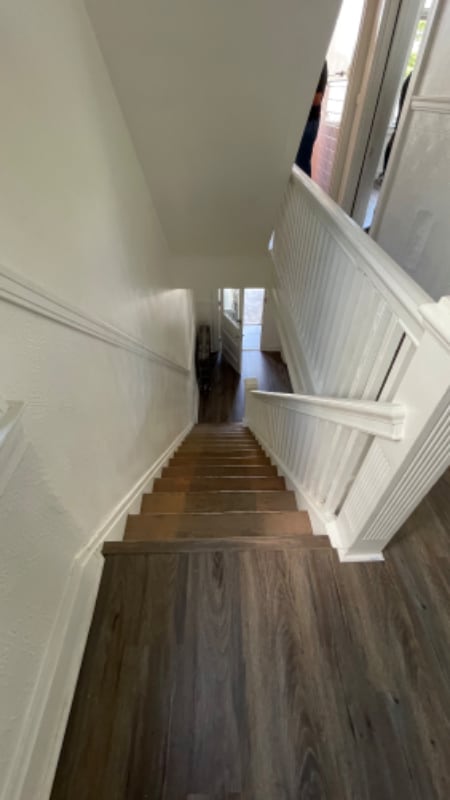 Foto del edificio - 2404 Charcot St