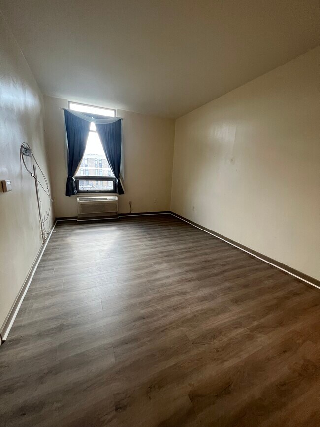 Foto del edificio - 111 N 9th St