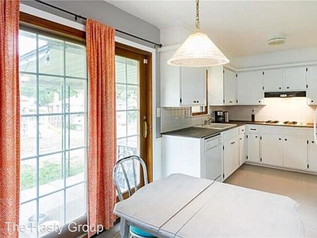 Building Photo - 3 br, 2 bath House - 15402 E 37th Terrace S