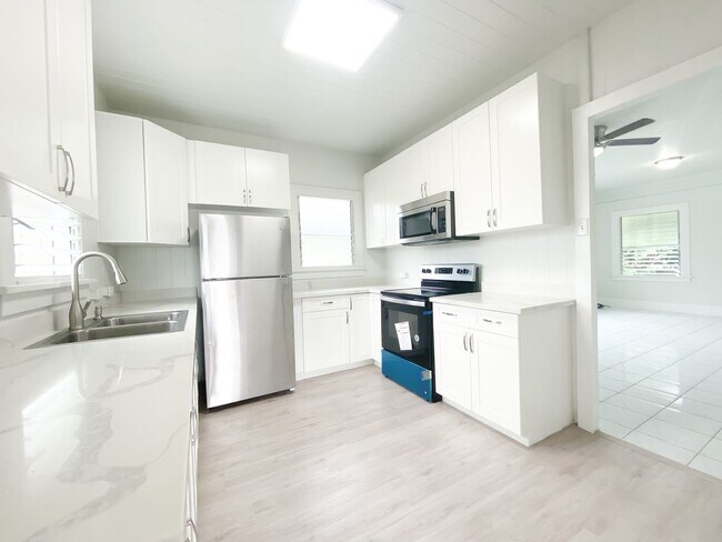 Foto del edificio - Charming Cottage in McCully - 2 bedroom / ...