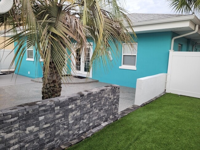 Patio trasero - 438 Cardinal Ave