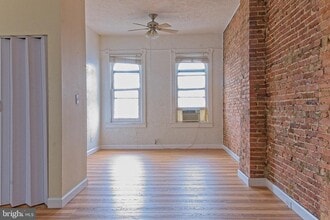 Building Photo - 1735 Park Ave