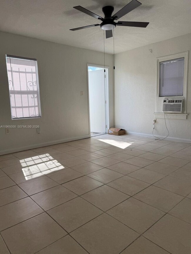 Building Photo - 1225 NW 45th St