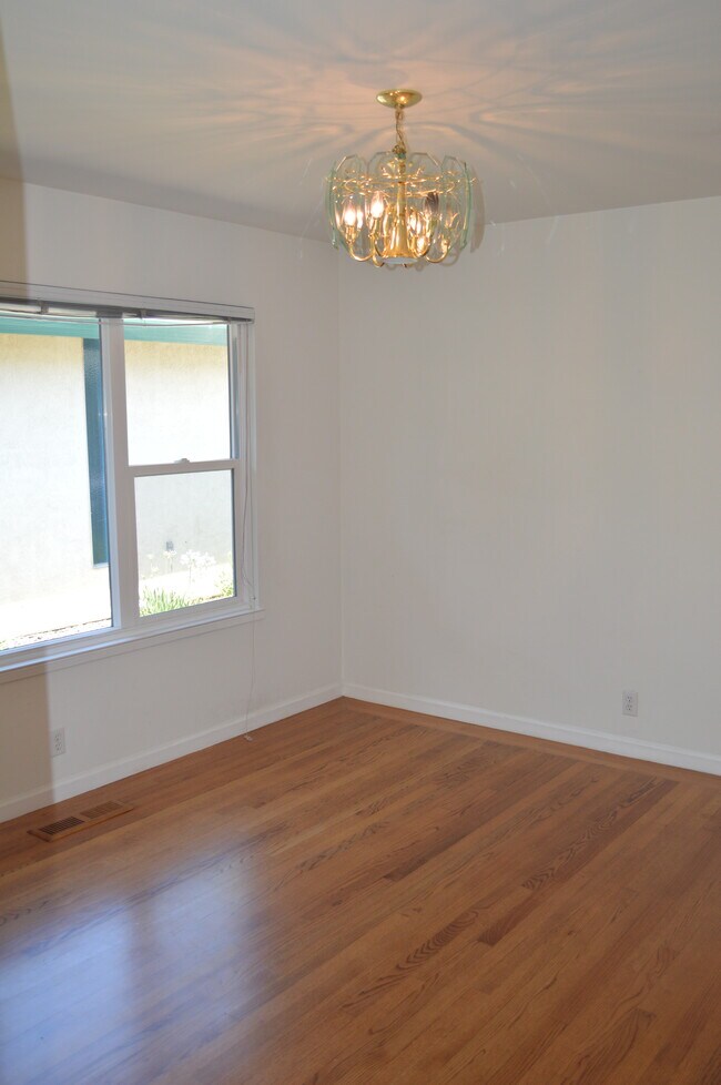 Oficina o comedor - 3986 Fairlands Drive