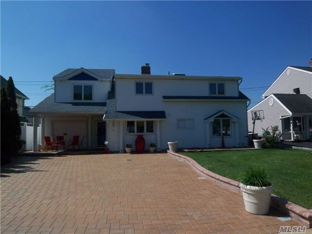 Primary Photo - 106 Squirrel Ln