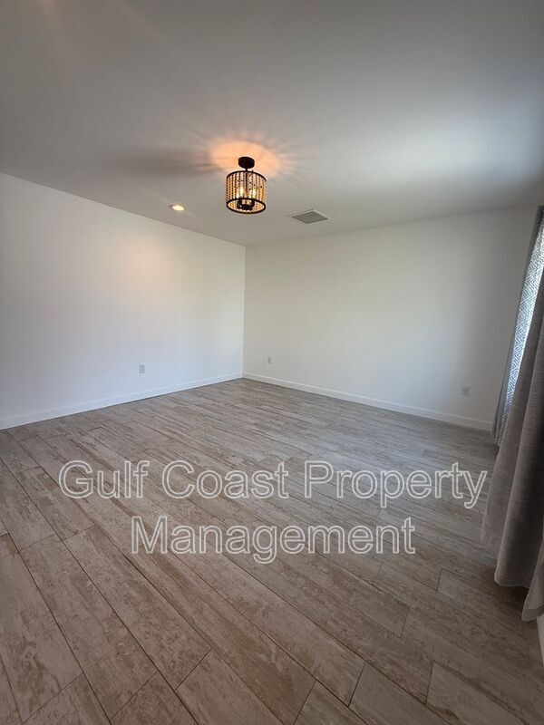 Foto del edificio - 4300 Avanti Cir