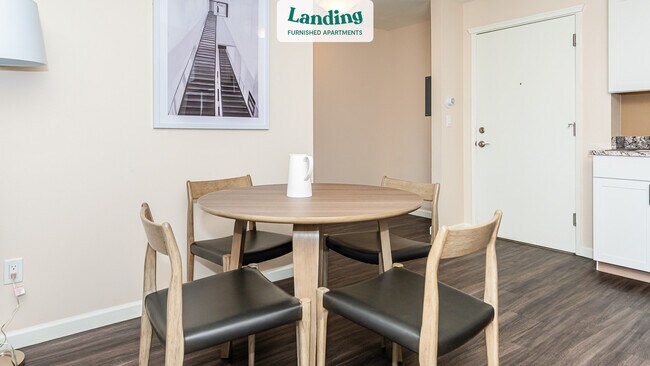 Foto del edificio - 1710 NW 57th St