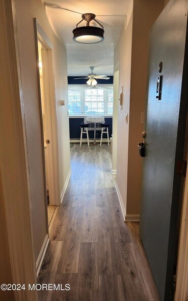 Foto del edificio - 709 N Ocean Avenue Unit 9