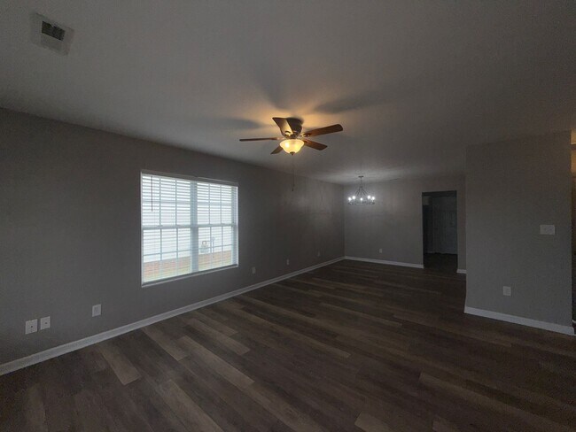 Foto del edificio - Freshly Renovated Rock Hill Condo – 2BR/2BA