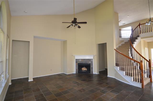 Foto del edificio - 3500 Cherry Blossom Ln
