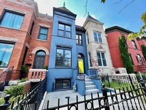 Building Photo - 1016 11th St NE