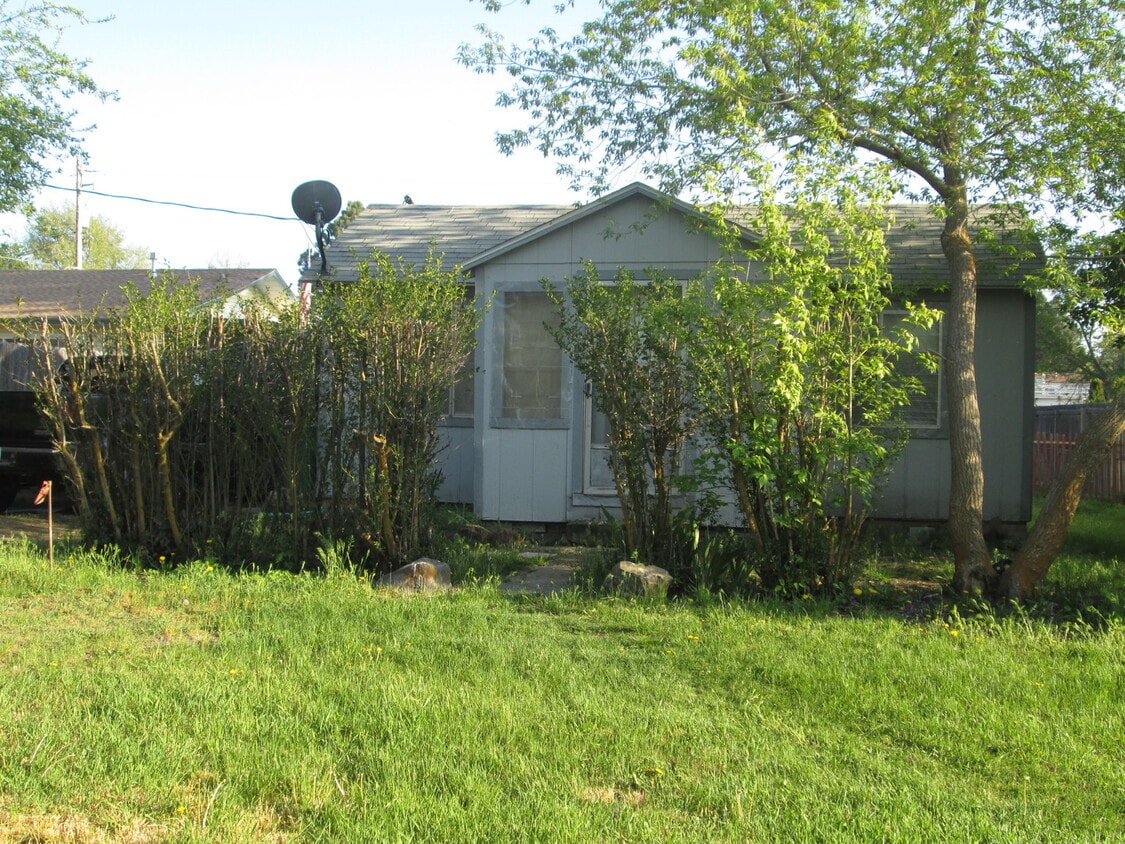 Primary Photo - 528 Torrey St