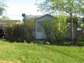 Building Photo - 528 Torrey St