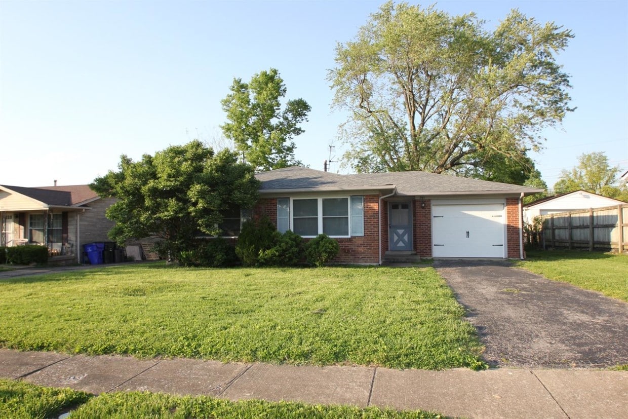 741 Kingston Rd, Lexington, KY 40505 House for Rent in Lexington, KY