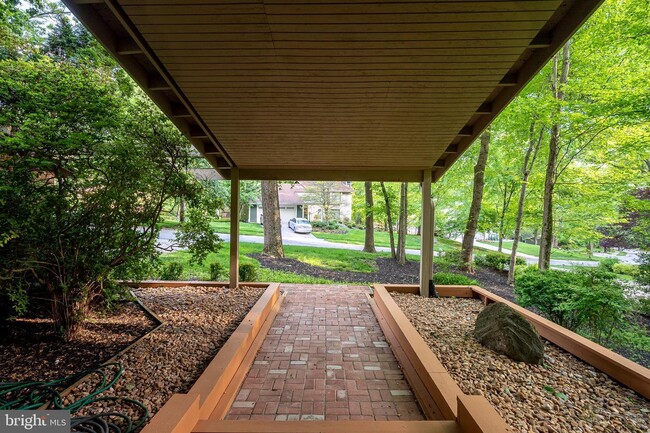 Building Photo - 11150 Wood Elves Way