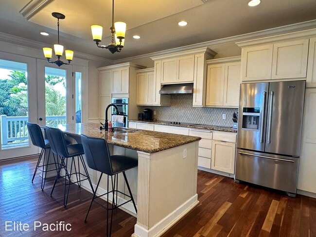 Building Photo - 3 br, 3.5 bath House - 1161 Nohea St