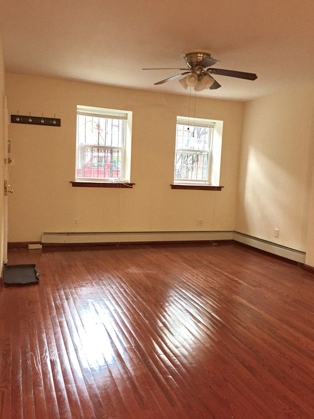 Foto principal - 416 Hancock St
