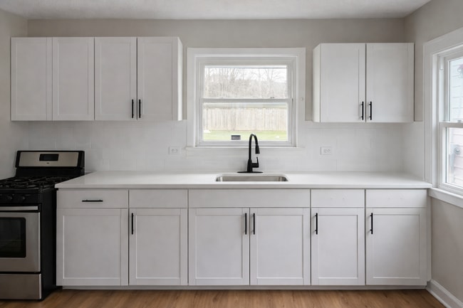 Photo - 3584 Lloyd Rd House