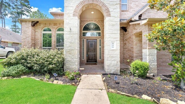Foto del edificio - 651 Spring Forest Dr