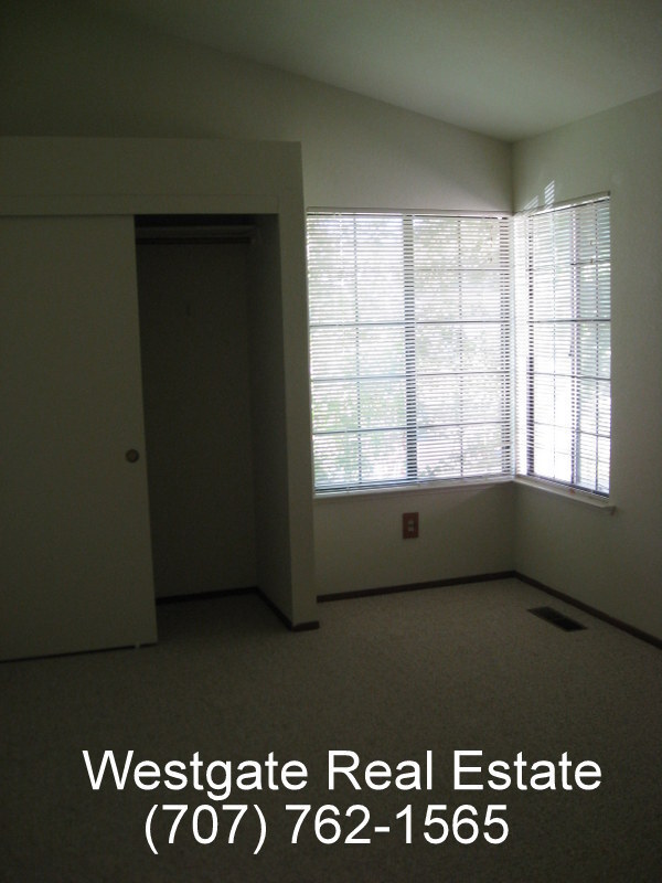 Building Photo - 26 Dupree Ct