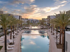 Building Photo - 11055 S Las Vegas Blvd