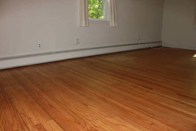 Foto del edificio - 734 Trephanny Ln