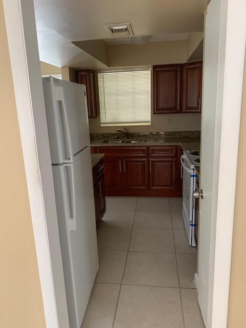 Building Photo - 4703 47th Ct S