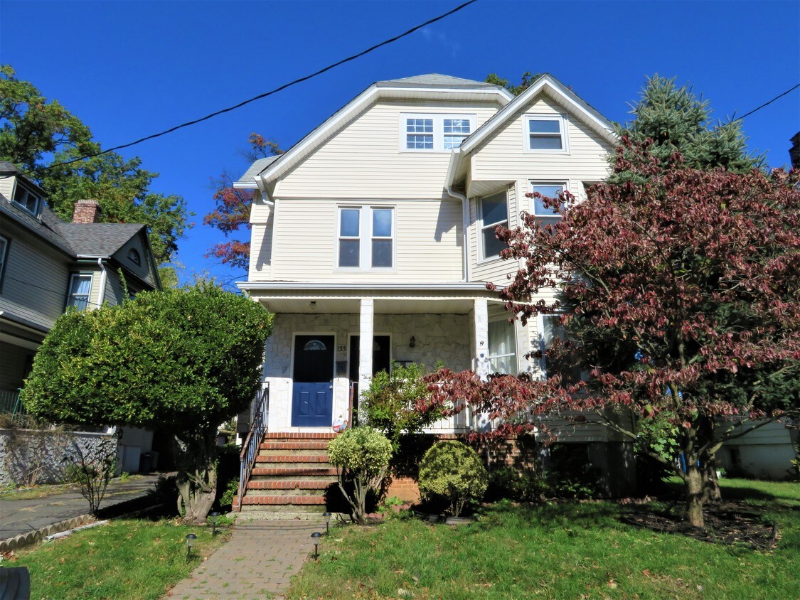 133 E 3rd Ave, Roselle, NJ 07203 Apartments in Roselle, NJ