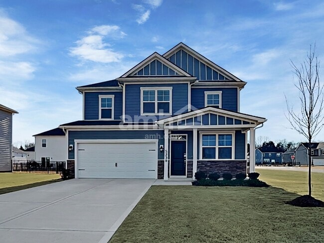 Building Photo - 5239 Valor Dr