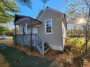 Building Photo - 1007 NY-52