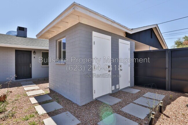 Building Photo - 825 E Alice Ave